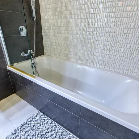 Lägenhet Modern 2-bedroom Maisonette In Swieqi Is-Swieqi