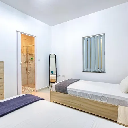 Modern 2-bedroom Maisonette In Swieqi * Is-Swieqi