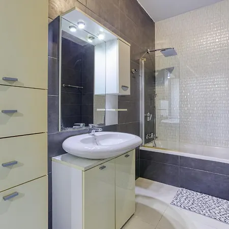 Lägenhet Modern 2-bedroom Maisonette In Swieqi *