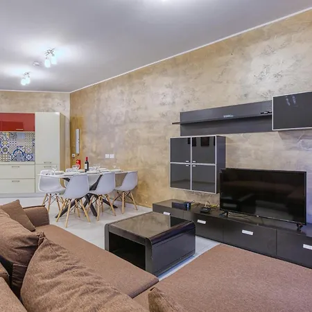 Modern 2-bedroom Maisonette In Swieqi