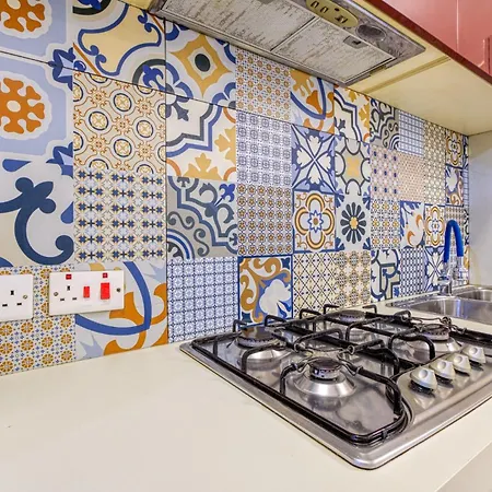 Modern 2-bedroom Maisonette In Swieqi شقة *